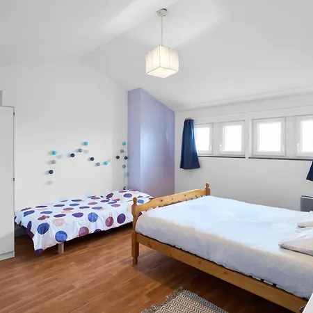 Piscine Chauffee - *