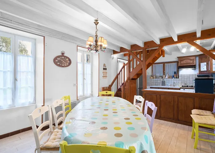 Hébergement de vacances Piscine Chauffée - Sauvignac