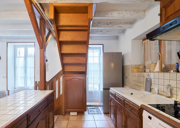 Piscine Chauffée - Hébergement de vacances Sauvignac