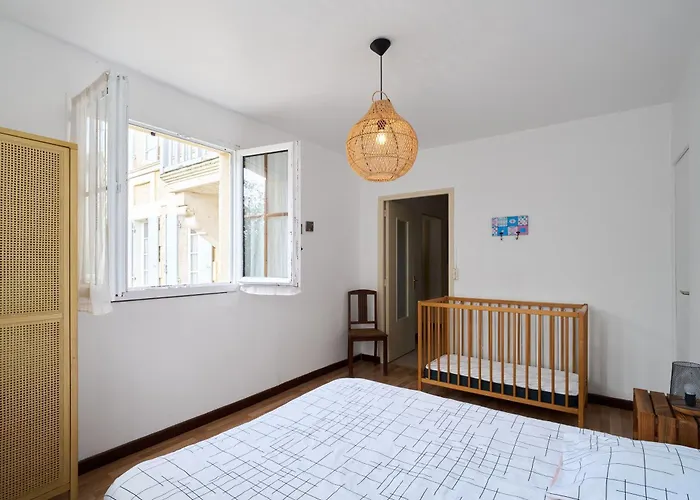 Piscine Chauffée - Hébergement de vacances