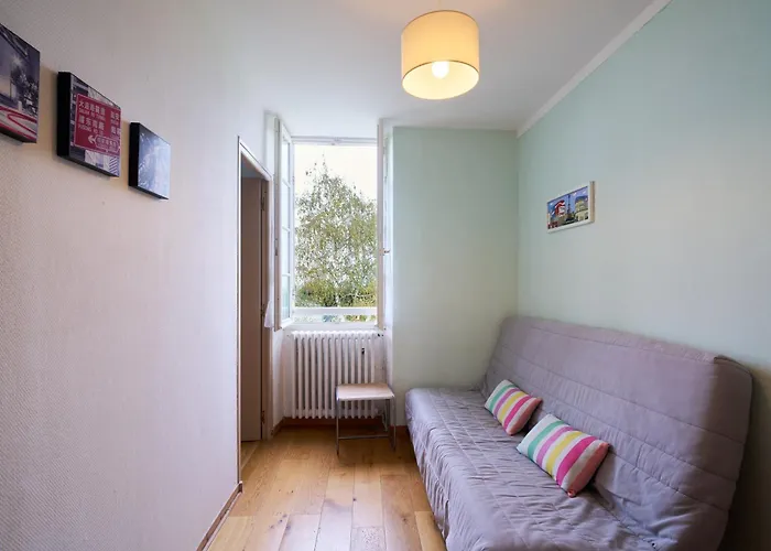 Piscine Chauffée - Hébergement de vacances *