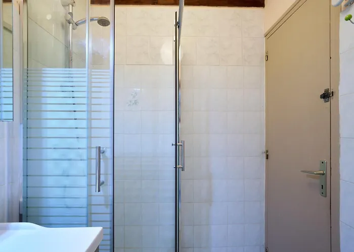 Piscine Chauffée - Hébergement de vacances