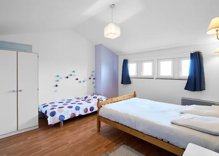 Piscine Chauffée - *