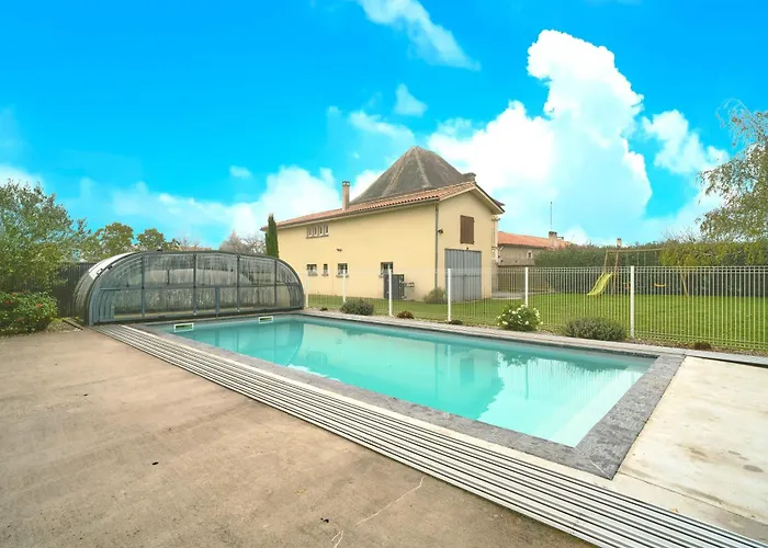 Hébergement de vacances Piscine Chauffée - Sauvignac